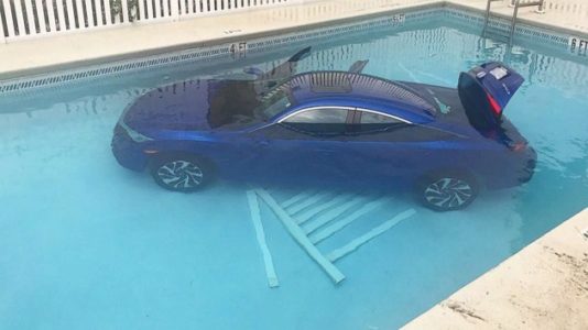 Woman appears to take idea of a carpool too literally