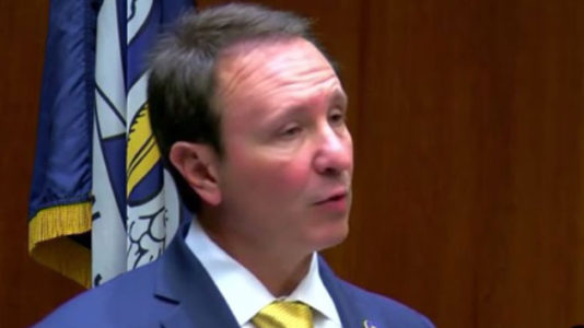 Police won’t face charges in Alton Sterling shooting case