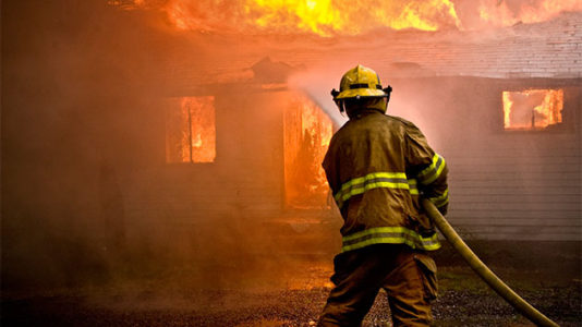 Miami Beach officers rescue blind woman from house fire