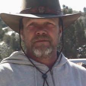 Militia leader pleads guilty in attempted cabin explosion