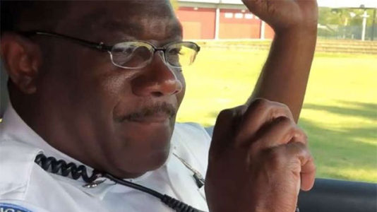 See tearful moment Florida officer signs off for retirement after 30 years