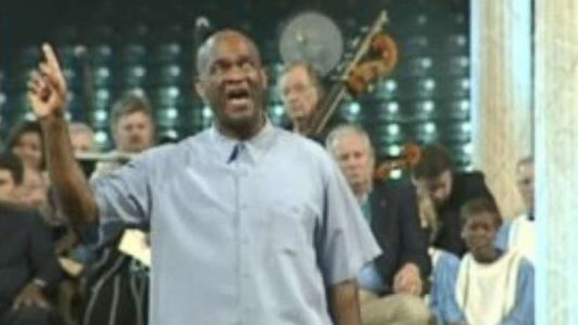 Megachurch pastor with ties to Presidents Bush, Obama to surrender Monday: Attorney