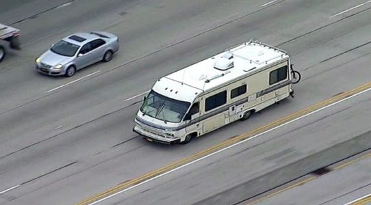 Registered sex offender disappears into orchard, eludes police after long-distance chase