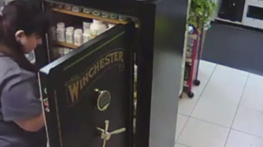 Pharmacy tech arrested for 2nd time in 3 weeks for allegedly stealing pills