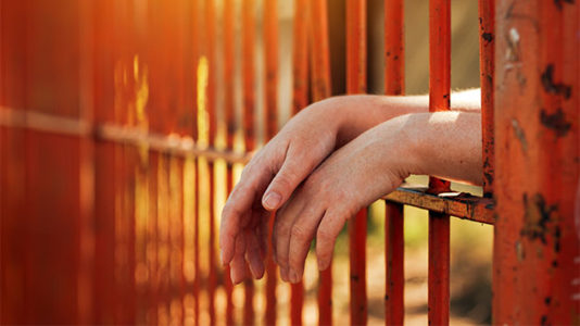 Federal Bureau of Prisons has failed its female inmates: Report