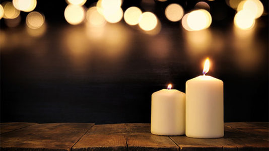 Woman blows off fingers after mistaking stick of dynamite for candle: Report