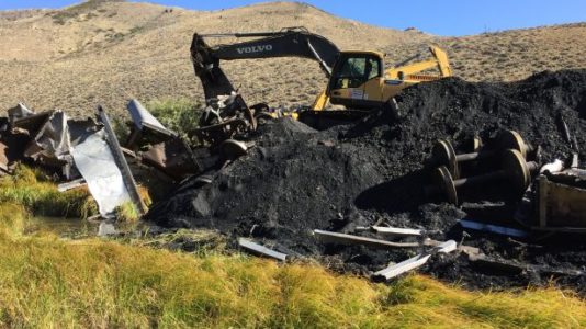Eastern Utah river tested after train derails, spills coal