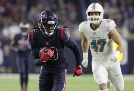 Watson throws 5 TDs as Texans beat Dolphins 42-23