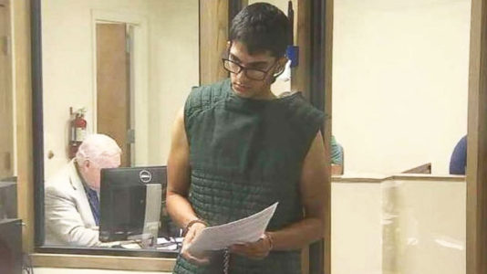 Student pilot who jumped gate at Florida airport will be deported, authorities say