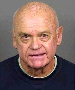 FBI: Elderly man arrested in bank robbery fled halfway house