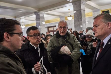 ‘Babe’ actor among animals rights protesters at Utah Capitol