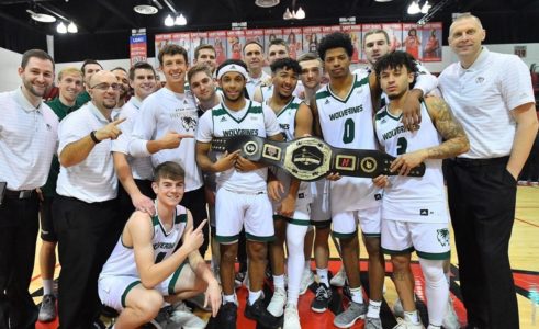 Toolson’s combine for 35, Utah Valley gets 3rd in Vegas