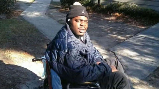 Video shows gunman shoot two men in front of Houston bus stop in broad daylight