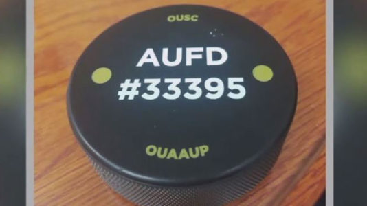 University passes out hockey pucks as possible defense against active shooters