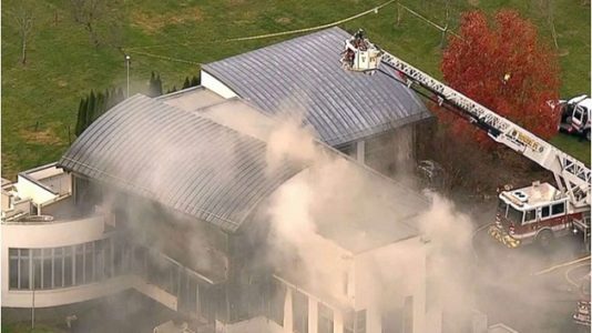 Family inside home when man allegedly set it on fire willing to testify in his defense