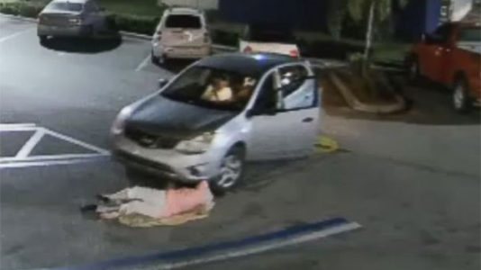 Elderly woman almost run over by man who stole her purse at Florida McDonald’s, video shows