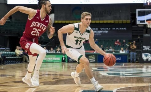 Conner Toolson leads Utah Valley in 98-75 rout of Denver
