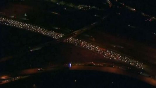 Naked man driving wrong way on I-95 causes massive traffic delay