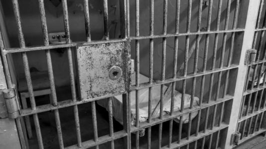 Felon serving life sentence escapes from Alabama prison