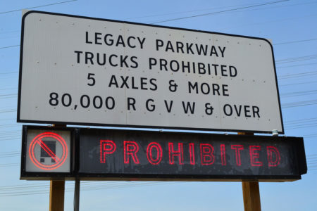 Utah lawmakers vote down extension of truck ban on highway