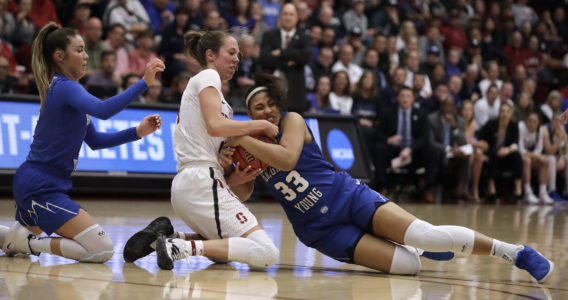 Smith heats up in second half, Stanford back to Sweet 16