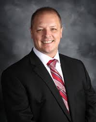 Ex-commissioner files defamation lawsuit against colleagues