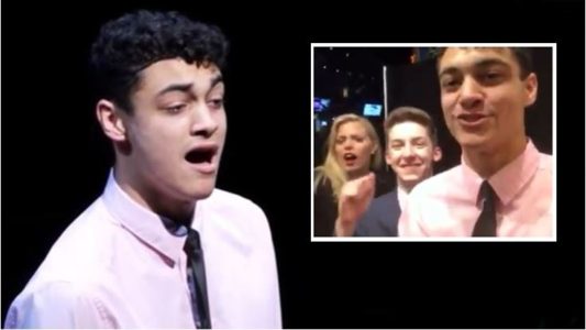 Young theater star wins national award after hard childhood