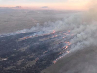 Wind moves huge wildfire away from nuke facilities in Idaho