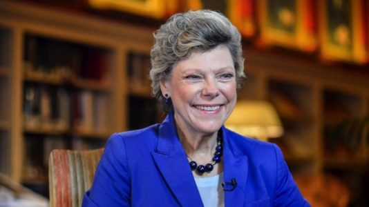 Legendary journalist and political commentator Cokie Roberts dies at 75
