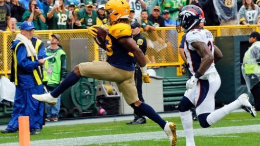 Packers remain unbeaten with 27-16 win over Broncos