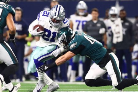Cowboys run over Eagles, take over 1st in NFC East with 37-10 win