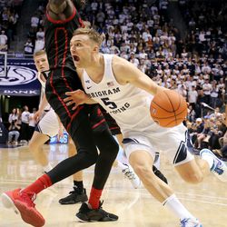 Toolson scores 22 to carry BYU over Southern Utah, 68-63
