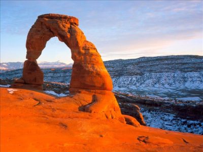 2 killed, 1 injured after fall at Arches National Park