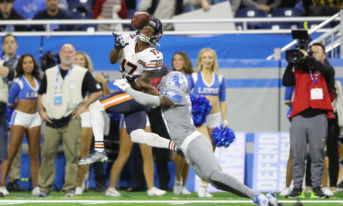 DETROIT, MI - NOVEMBER 28: Anthony Miller #17 of the Chicago Bears makes a catch in the fourth quarter of the game against Justin Coleman #27 of the Detroit Lions at Ford Field on November 28, 2019 in Detroit, Michigan. (Photo by Rey Del Rio/Getty Images)