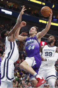 Mitchell scores 22, Jazz beat Grizzlies 126-112