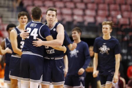Merrill’s 21 points help Utah State beat Florida 65-62