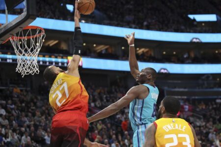 Gobert leads Jazz to 109-92 win over Hornets