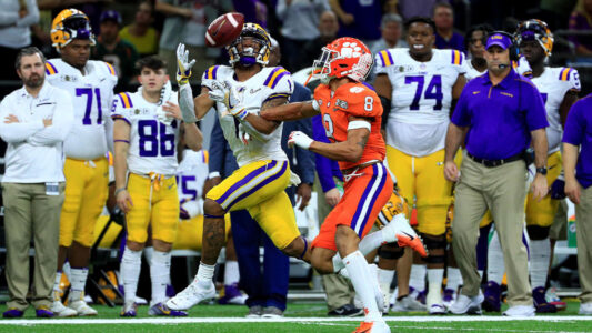 Burrow, LSU cap magical season, beat Clemson 42-25 for title