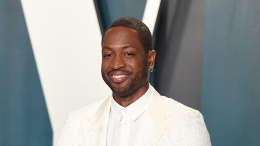 Dwyane Wade calls daughter their family’s leader, shares details of ESPN documentary