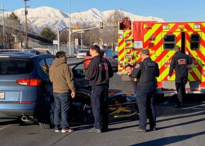 Utah police officer delivers baby during rush-hour traffic