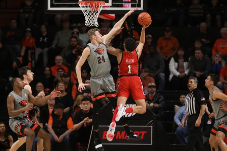 Kelley scores 16 points, leads Oregon State over Utah 70-51