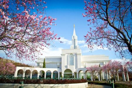 Utah man who died of coronavirus had visited Bountiful Temple