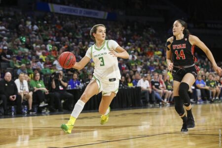 No. 3 Oregon routs Utah in Pac 12 quarterfinals, 79-57