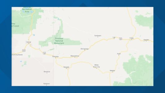 Lost snowmobile rider dies, companion survives in Utah park