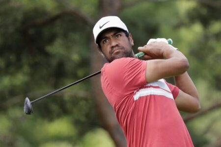 Finau, Palmer share early lead at Memorial as Tiger hangs on
