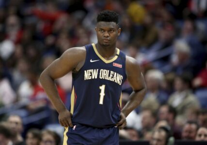 Zion Williamson starts, but doesn’t finish, for Pelicans