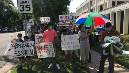 Utah parents, teachers debate school reopening plans