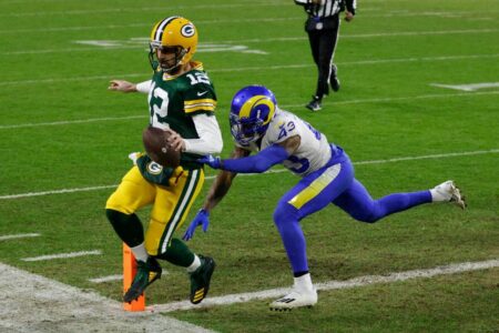 Rodgers, Packers Beat Rams 32-18 to Reach NFC Title Game