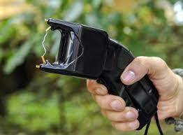Parents Taser Student Who Went for Officer Gun, Police Say