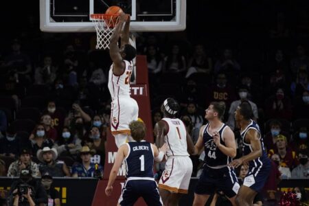 No. 24 USC starts fast, cruises past Dixie State 98-71